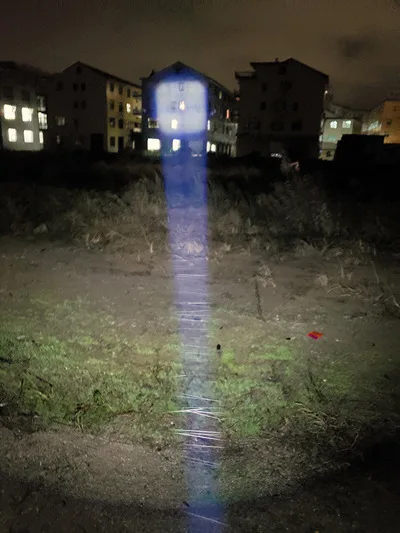 10284344957_555801383_