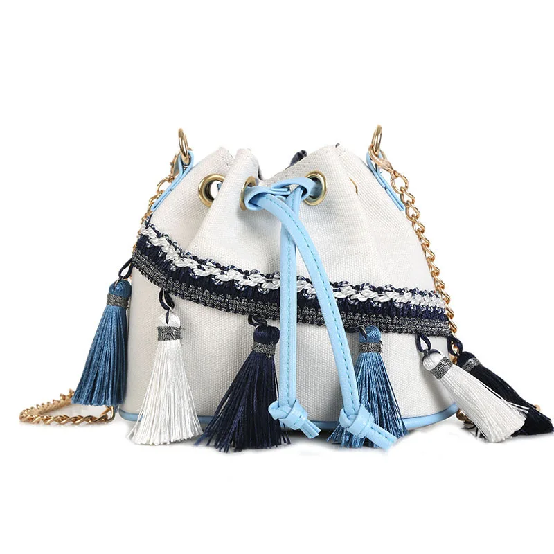 

2019 Factory Sales Fashion Women Messenger Bags for Spring and Summer Hollow Out Shoulder Bags Mini Bucket Bags 2 colors
