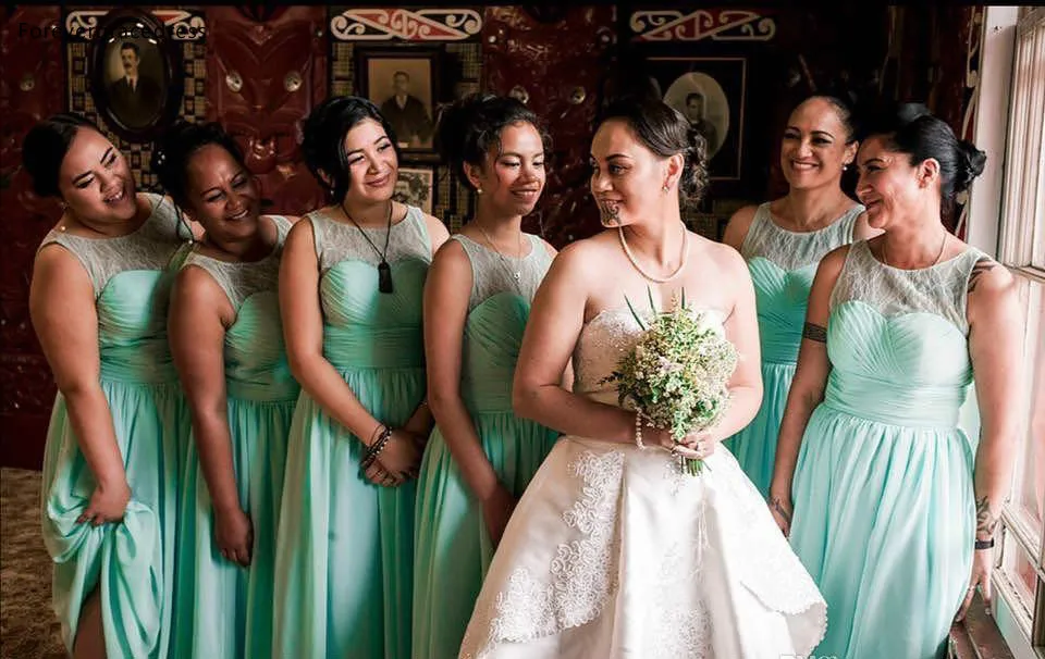Hot Sell Mint Green Bridesmaids Dresses For Summer Weddings African A Line Sheer Neck Chiffon Floor Length Maid of Honor Gowns Plus Size  79 (8)