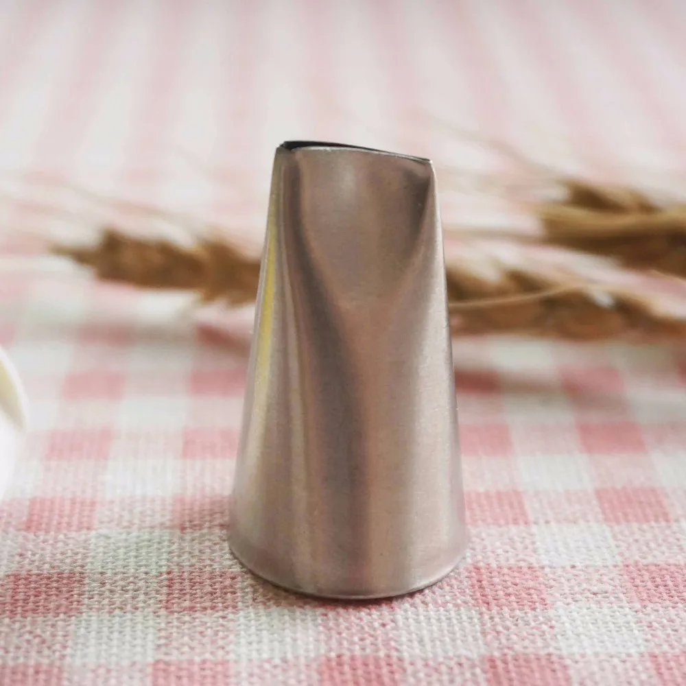 

#104 Piping Nozzle Decorating Icing Tip For Creating Rose Petal Shape Baking &Pastry Tools Bakeware