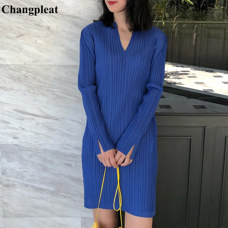 

Changpleat spring summer New Women dress Miyak Pleated Fashion Solid v-neck long sleeve Large Size Big elastic Female dress Tide