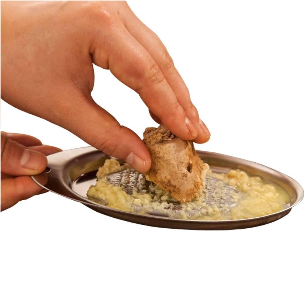 Oval Ginger Wasabi Garlic Grater Shredder Grinder Stainless Steel