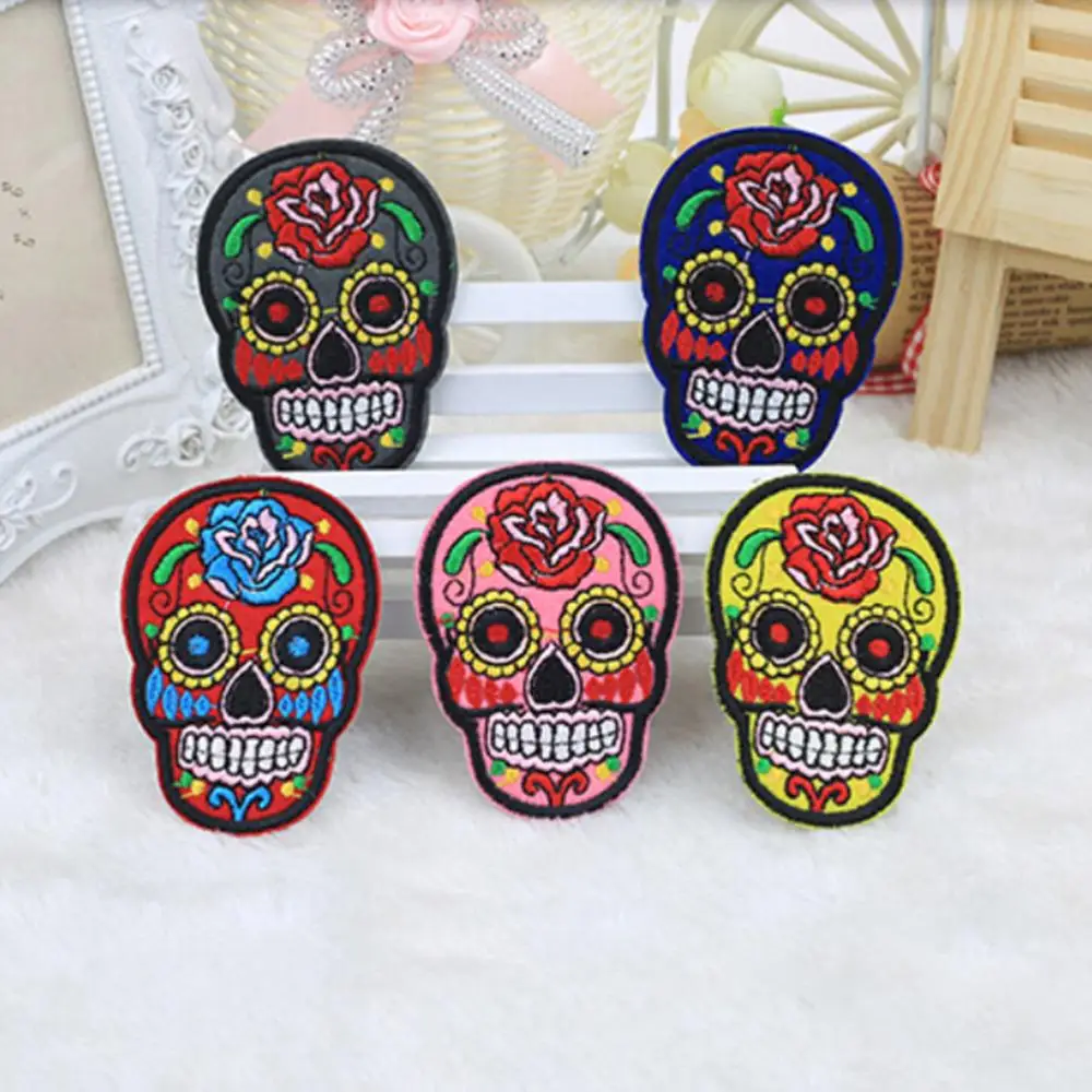 

New 1 pcs skeleton Embroidered patch Applique For Clothing garment embroidery cartoon patch