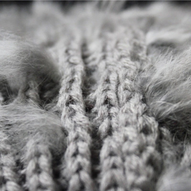 pom pom hat (2)