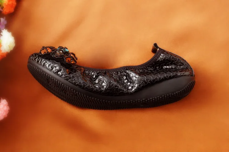 Single Ballet Flat Women's shoes Egg Roll Mother Shoes Leather Shallow Casual Lady Shoes Female Flat Shoes Round Head Diamod Bow (5)