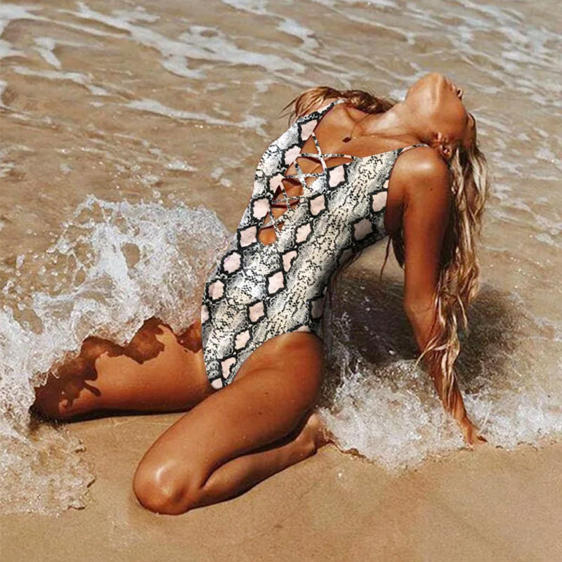 

2019 Girls Bathing Suit Sexy One Piece Swimsuit Cupshe Bikini Print Swimwear Women Summer Bathing Suit Tropical Bodysuit Female