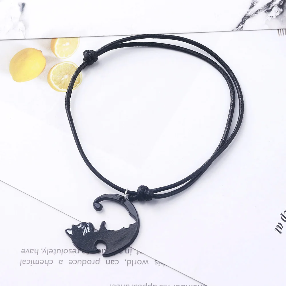 A Pair Black White Cat Couples Bracelets Bangles For Women Fashion Jewelry Cute Pendants With Leather chain Bracelets Lover Gift