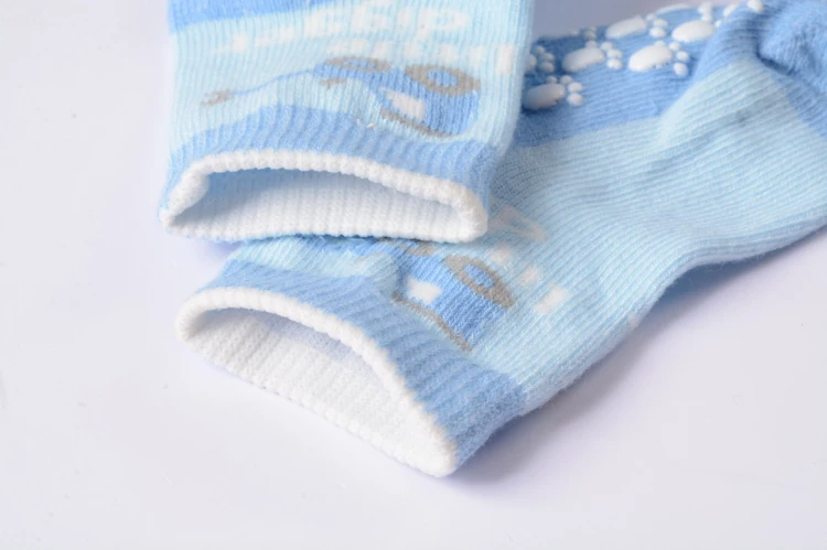 Милые мягкие хлопковые носки для младенцев, нескользящие носки для маленьких девочек, носки для новорожденных мальчиков, аксессуары для малышей, детские вещи для 0-12 месяцев