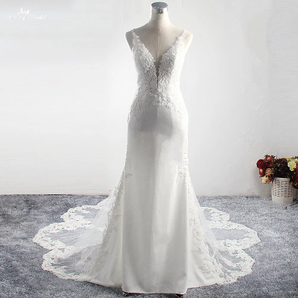 

LZ335 V-neckline Sleeveless Long Mermaid Dress Small Pearls Backless Wedding Dress FanTransparent Tail Beach Dress