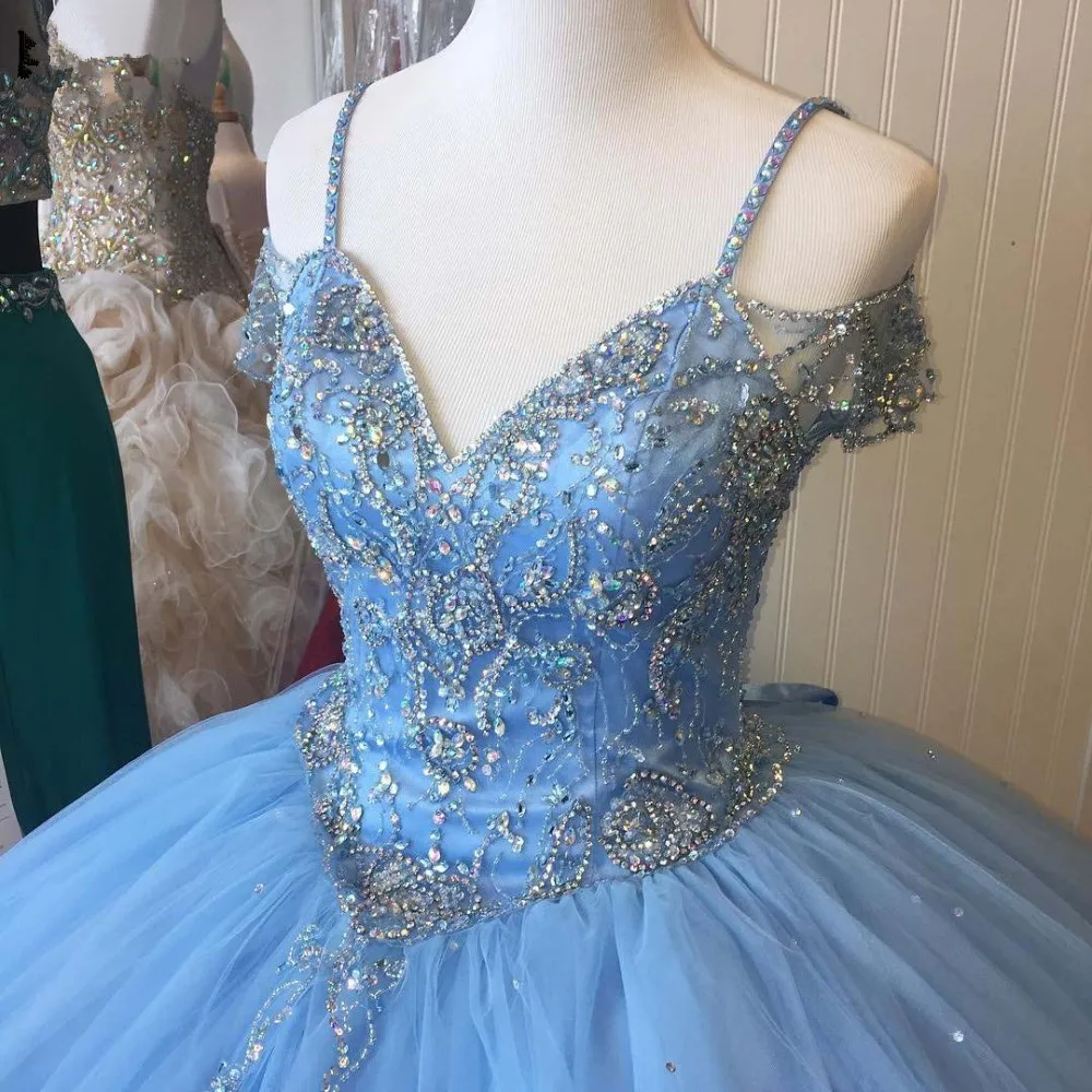 

Sparkle Quinceanera Dresses for 15 years Spaghetti Straps Puffy Tulle Ball Gown Vestidos De 15 Anos Beads Long Sweet 16 Dresses