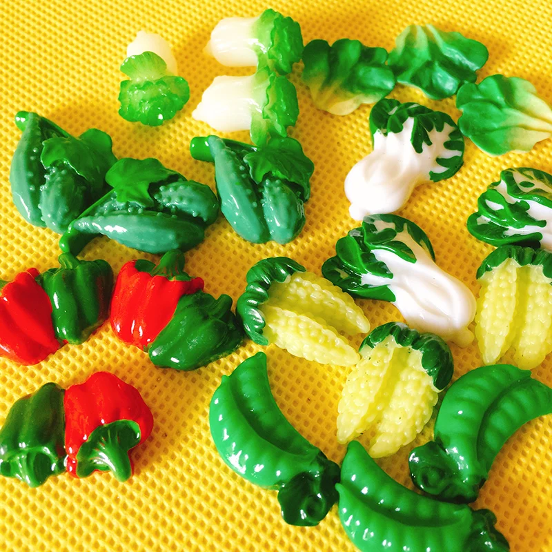 21 pcs flat back lettuce leaves/vegetable/miniatures/cute/fairy garden