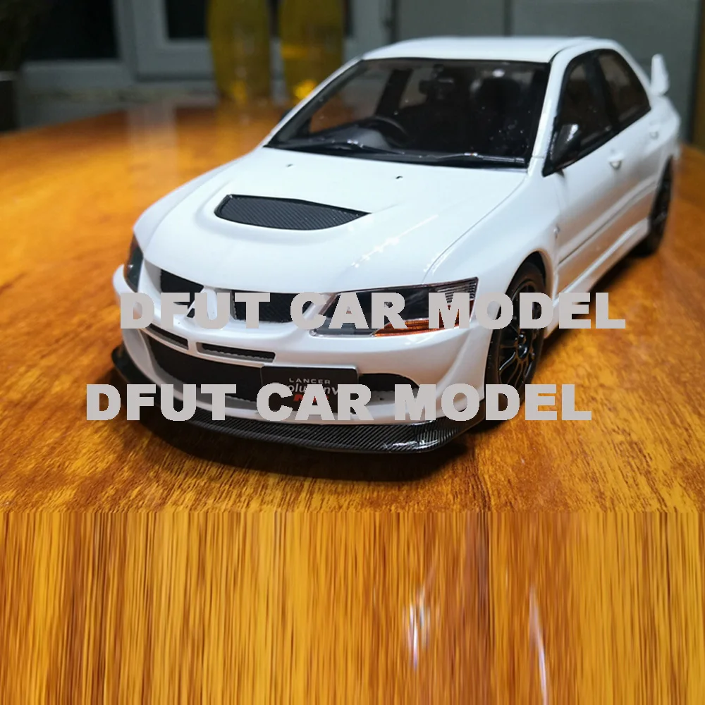 1:18 Alloy Lancer EVO 8 MR FQ-400 Car 