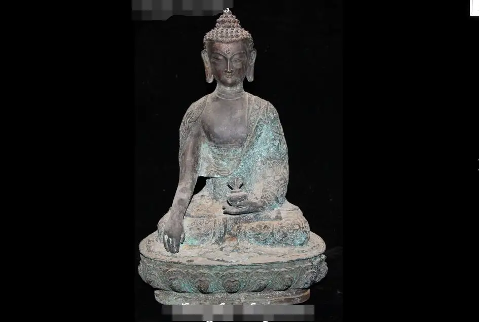

Old Tibet Bronze Carving Shakyamuni Sakyamuni Amitabha Buddha Hold Pot Statue