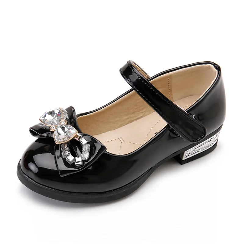 2018New kids Girls Leather Shoes Bowknot Rhinestones Girls Princess Shoes With Heels Dance Party Children Shoes 4t 5t 6t 7t 14t 2018New kids Girls Leather Shoes Bowknot Rhinestones Girls Princess Shoes With Heels Dance Party Children Shoes 4t 5t 6t 7t 14t