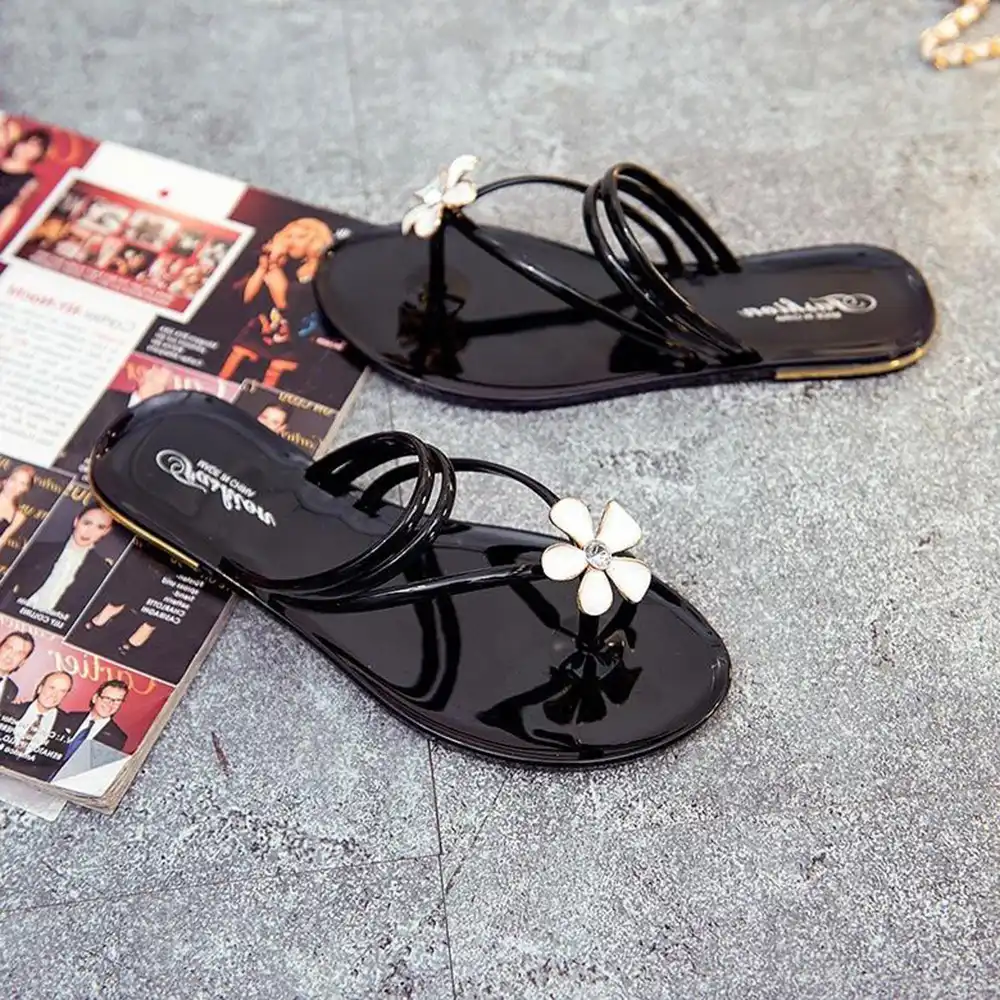 be trendy rhinestone flip flops