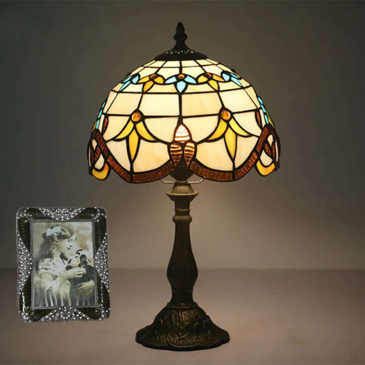1" Европейская тиффания барокко стеклянная настольная лампа для фойе кровать комната бар квартира ручной работы стекло свет чтения H 42 см 1050