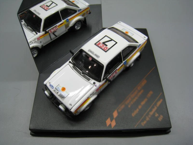 

Top 1/43 ESCORT RS1800 Rally Racing Model The hood can be opened Alloy Collection Model