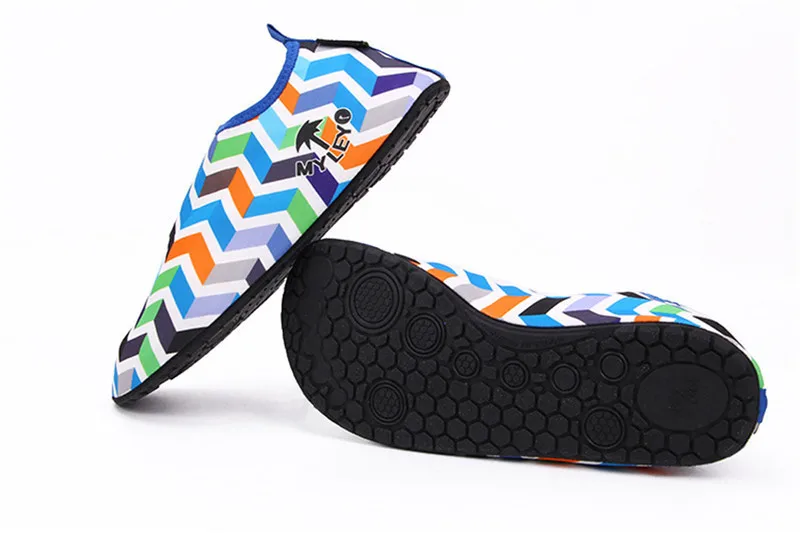 2526624022_887625207