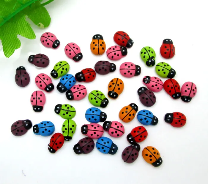 

100Pcs Mixed Color Ladybug Wood Sewing Buttons For Kids Clothes Scrapbooking Fridge Magnet Decorative Needlework DIY Accessories