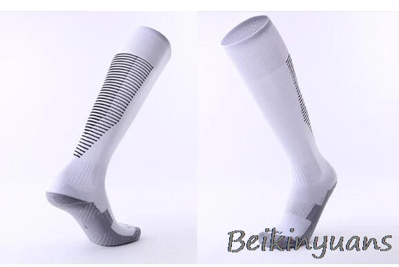 White black strip Детские Нескользящие футбольные носки в полоску, утолщенное полотенце, длинные носки, спортивные носки - Цвет: White black strip