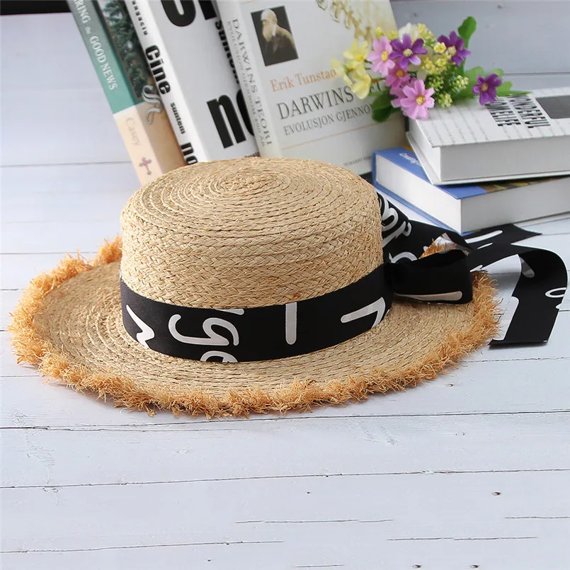 Летняя модная соломенная шляпа Для женщин Sunhat рафии плетеная шляпка Мода лента с принтом Декор широкие поля, из соломы шляпа Открытый пляж шляпа
