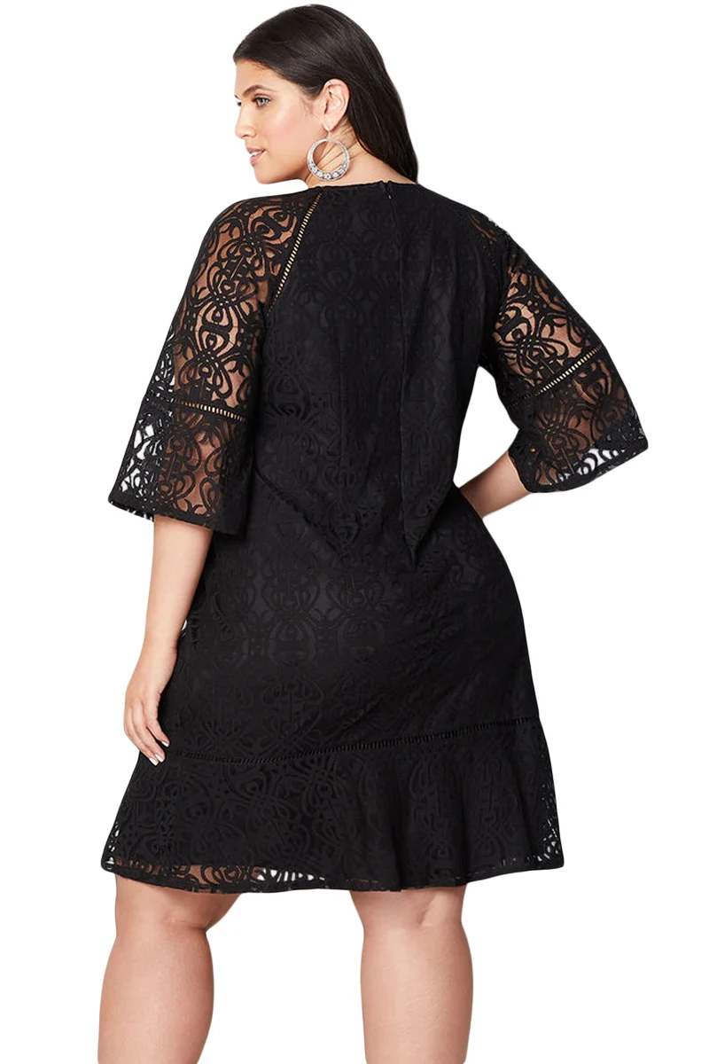 Black-Crochet-Lace-Overlay-Plus-Size-Midi-Dress-LC220542-2-2