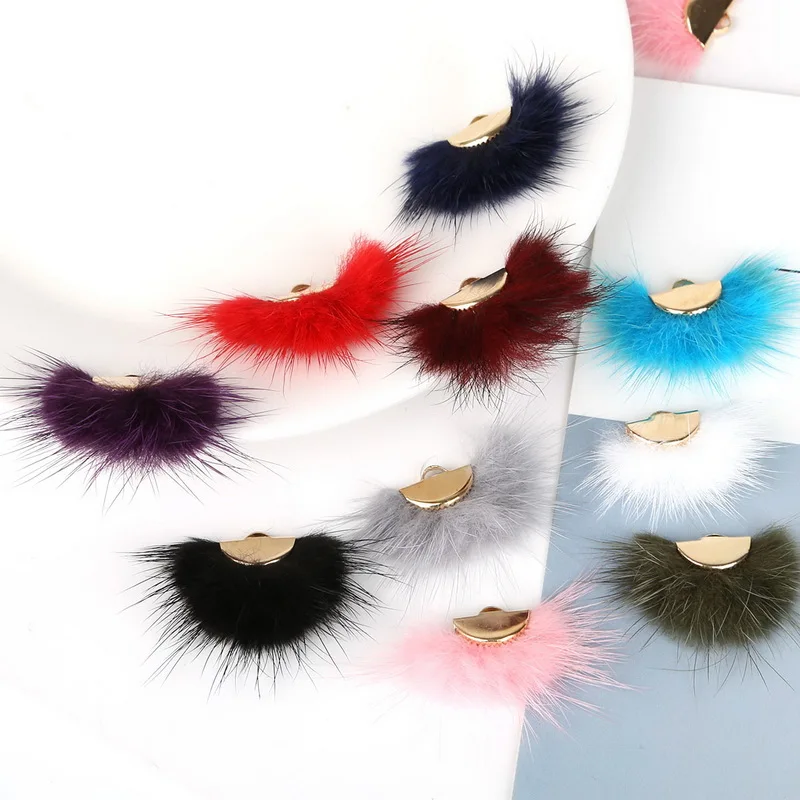 

Wholesale 28x20mm 10 Color Fashion Mink Hair Fur Fan Shape Tassel Charm Pendant for DIY Earring Jewelry Findings Making