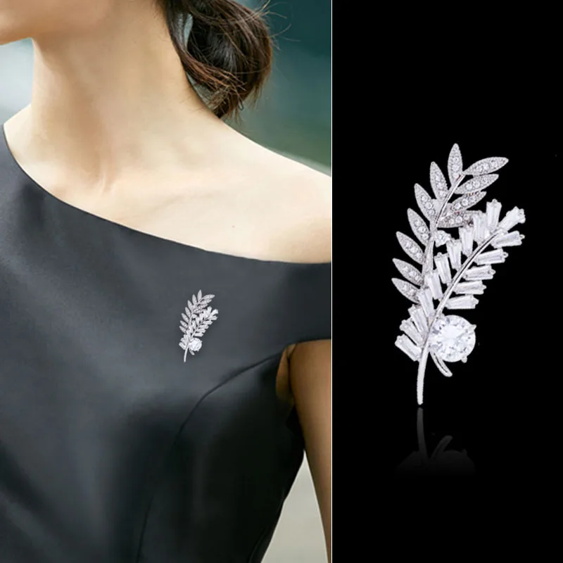 Crystal Rhinestone Leaf Brooch Silver Plated and Gold Color Metal Women Fashion Leaf Pin Jewelry Brooches Party Wedding Gift (1)