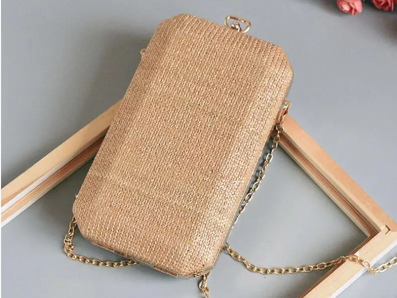 

2018 fashion knitting lady's small flap bag mini straw knitted beach bag women's day clutch bag evenig bag