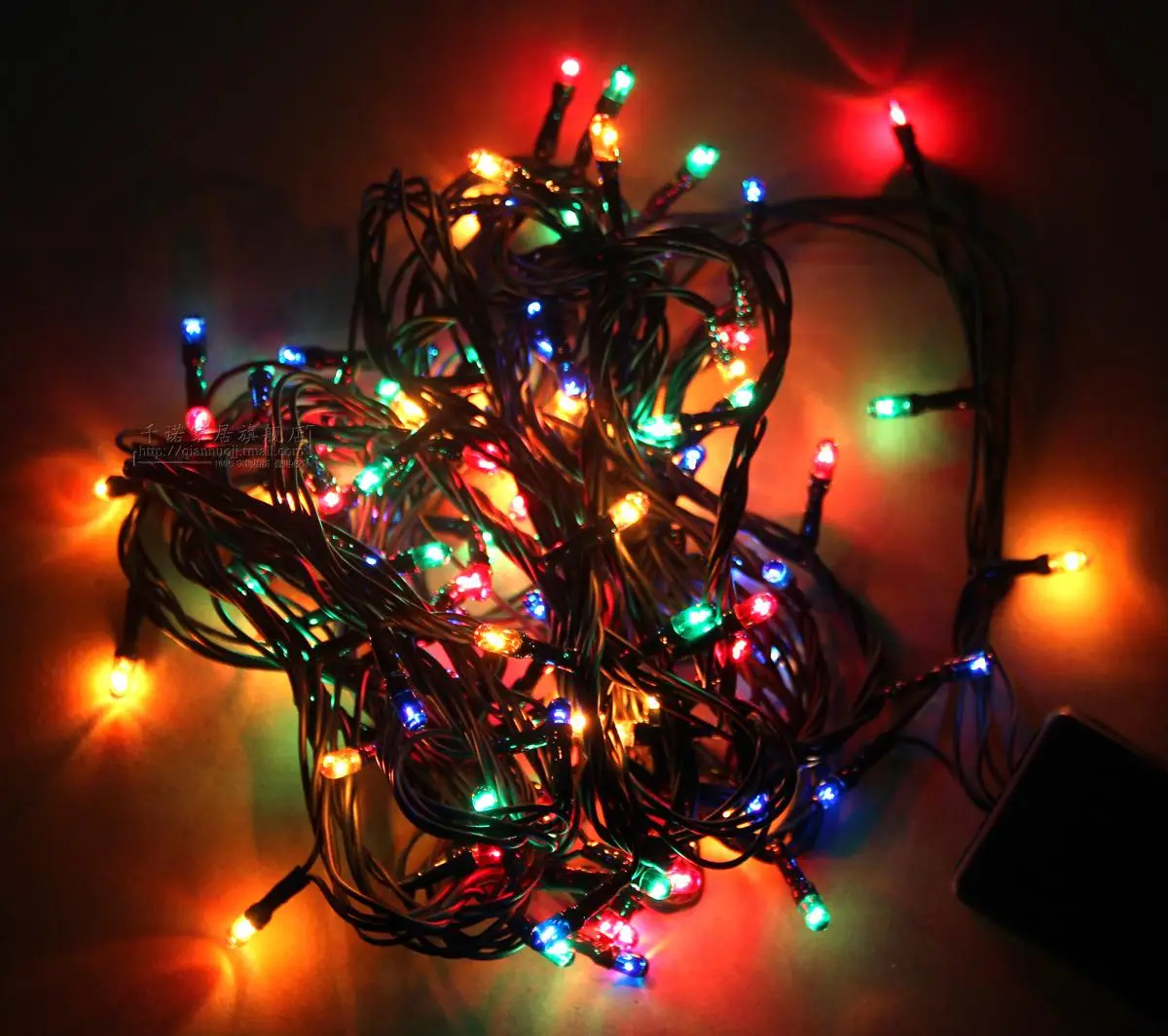 Гирлянда на елку. Гирлянда электрическая 9м 100ламп светод. Гирлянда новогодняя. Елочные гирлянды последовательно горение. 94.