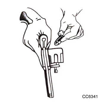 039 Ancienne école Style Pistolet Noir Vintage Temporaire Tatouage Autocollant Corps Art Transfert Deau Faux Tatouage 6x6 Cm In Tatouages