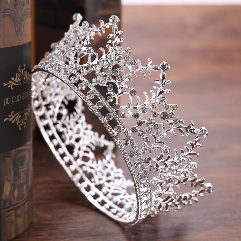 

Silver Rhinestone Bride's Tiara and Crown Headpieces For Women's Hair For Wedding Round Leaf Crystal Queen Crown