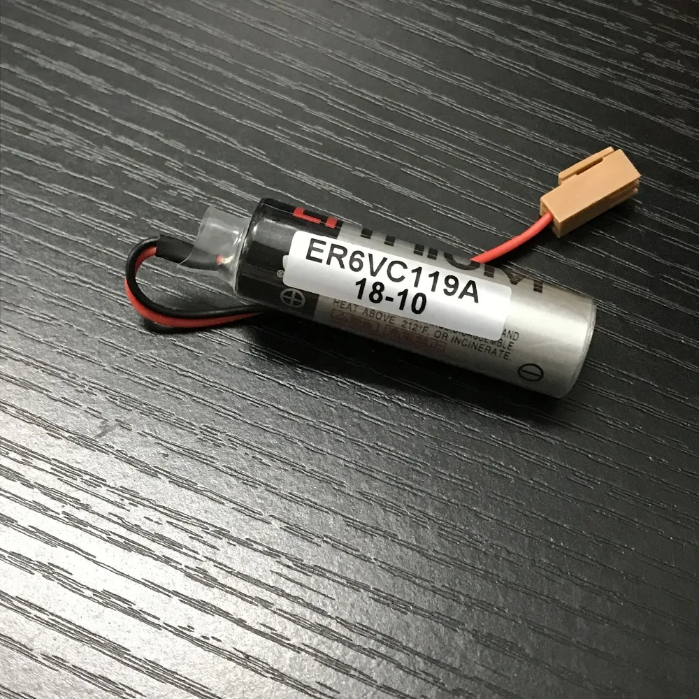 10 шт./лот ER6V ER6VC119A 3 6 V 2000mAh PLC батарея с коричневой вилкой Бесплатная доставка |