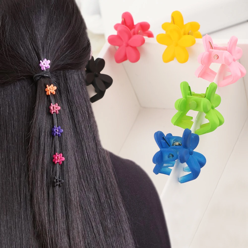30Pcs Kids Hair Accessories Princess Favor Mix Color Plastic Flower