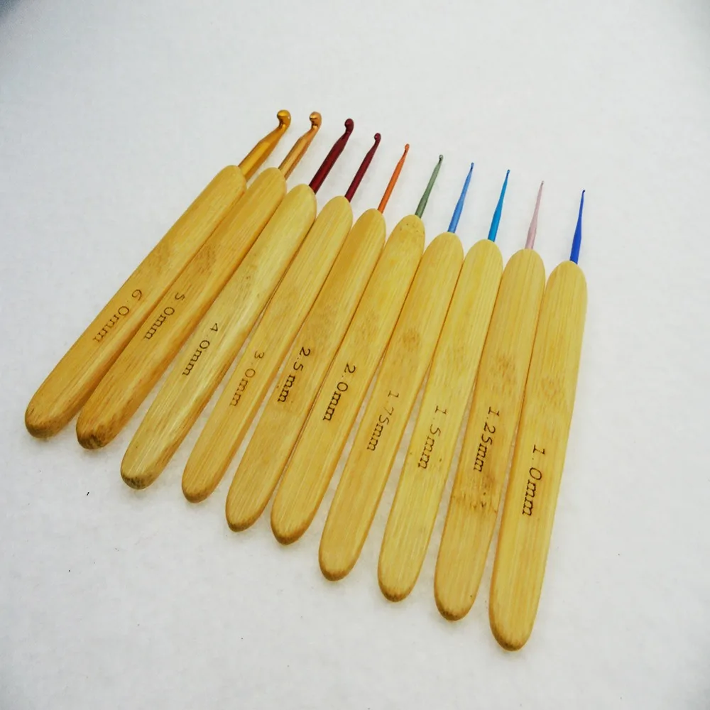 10 Pcs Bamboo Handle Knitting Needle Multicolor Aluminum Crochet Hooks