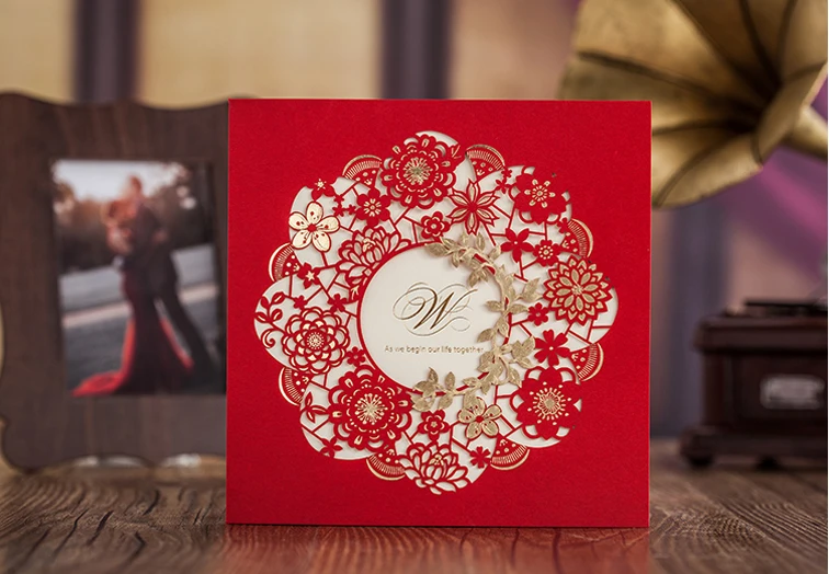 

High Quality Red Wedding Invitation Card 150*150mm Gold-Bronzed Flower 50pcs/lot With Envelopes And Seals For Free