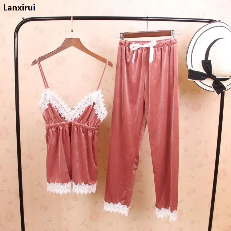 9281831714_237081398