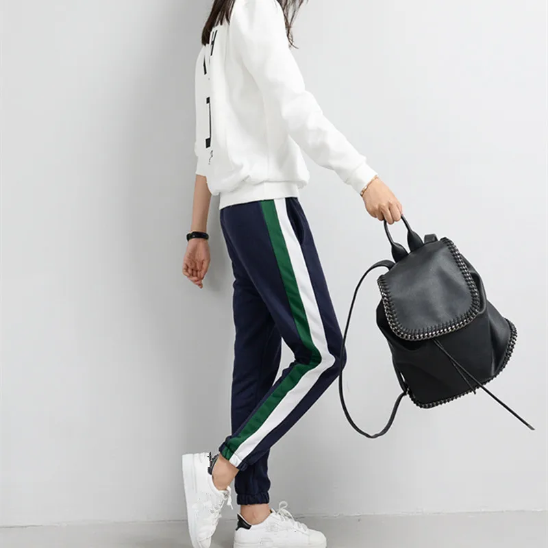 Goede Lente Winter Trainingsbroek Vrouwen Casual Harembroek Losse Broek Voor Vrouwen Zwart Gestreepte Side Zweet Broek Vrouwelijke Plus Size S XXL