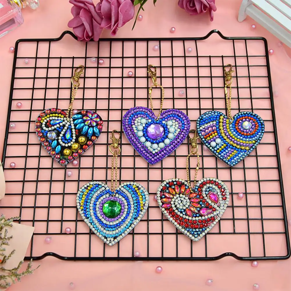 

5pcs Loving Heart Shape Diamond Painting Stitch Cross Hanging Pendant DIY Keychains Women Handbag Shoulder Bag Pendant