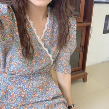 2019 Summer Women Patchwork Casual Dress Chic Puff Sleeve Lace Maxi Dress Straight V-Neck Lace Up Floral Print Dress 2019 Summer Women Patchwork Casual Dress Chic Puff Sleeve Lace Maxi Dress Straight V-Neck Lace Up Floral Print Dress