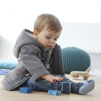 

2018 Child Thickening Outerwear Boy Jacket Winter Fashion Horn Button Overcoat Male Child Outerwear baby kids all mach Retail