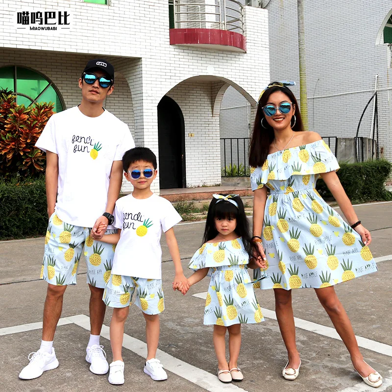 

2019 Summer Mama Bebes Off Shouler Mom and Daughter Wedding Dress Floral Fashion Holiday Fasmily Clothing Christmas Pajamas