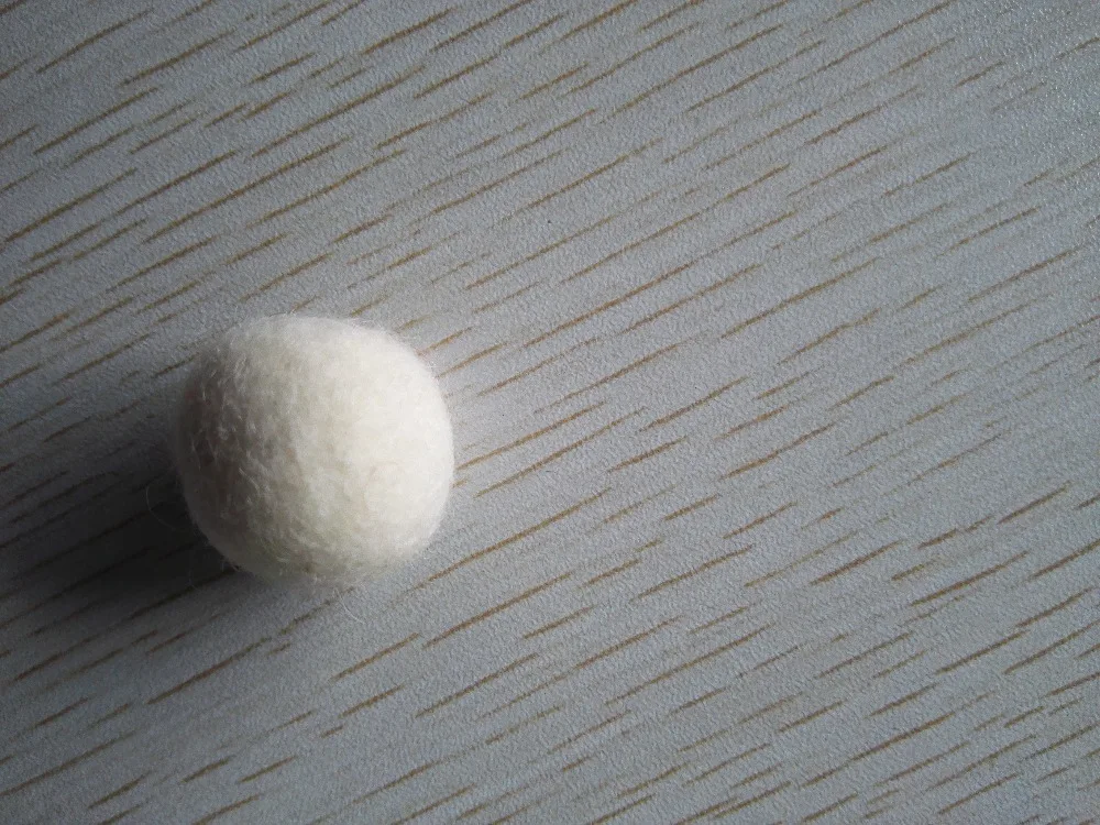 10PCS/LOT 20mm 100% sheep wool yarn dryer balls wedding decoration christmas curtain home wall decor carpet