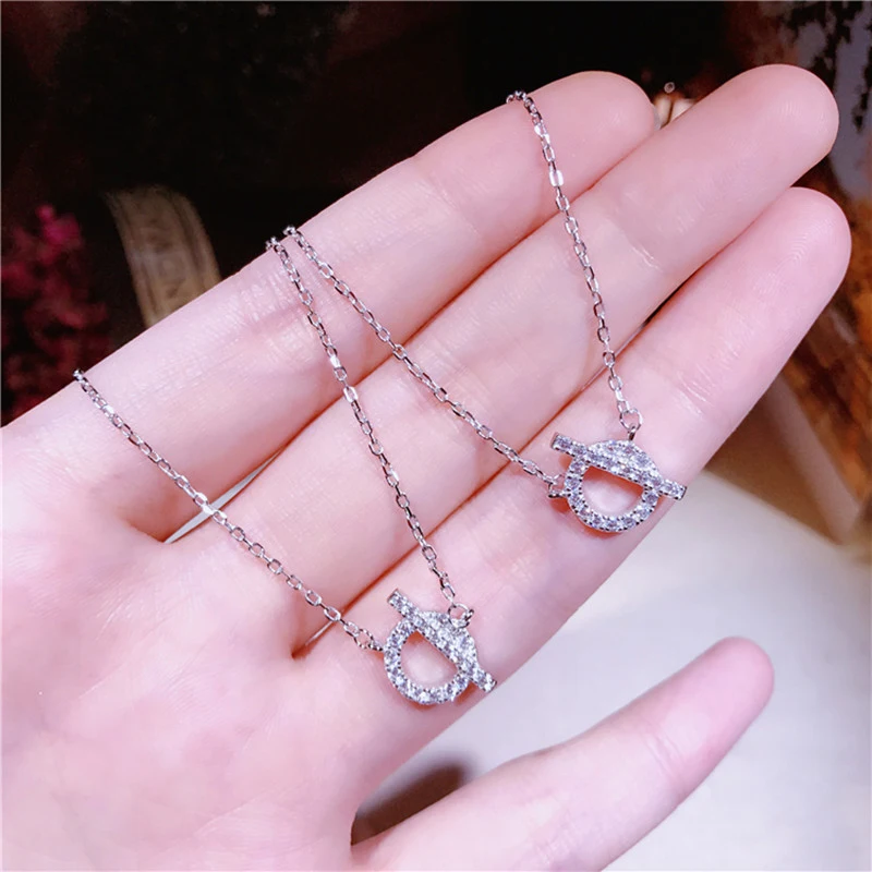 

2018 Minimalist s925 Sterling Silver Geometric Cross Necklace Micro inlaid zircon generous sweet clavicular chain Summer women's