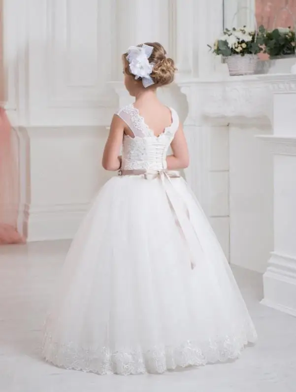 Vintage-Flower-Girls-Dresses-For-Weddings-Party-Lace-Appliques-Beads-Cap-Sleeves-Little-Kids-Holy-First (1)