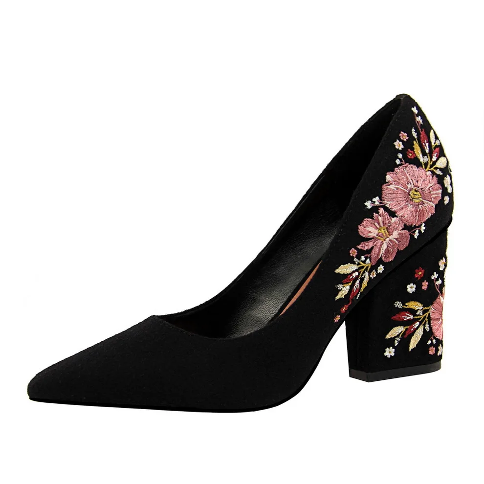 

European Retro elegant women pumps Square high heels women's shoes wedge heel thick heel Ladies Office Dress embroidery pump