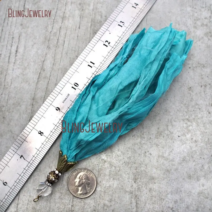 20171213-PM9119- Antique Bronze Turquoise Sari Silk Tassel Pendant_1