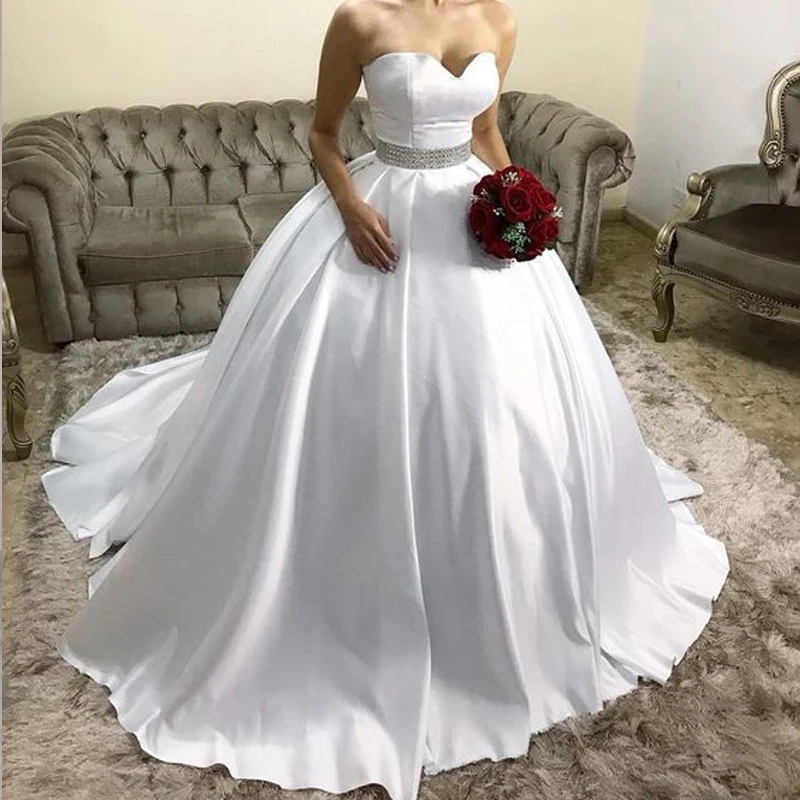 

2019 Simple Boho A-line Wedding Dresses Sweetheart Satin Bridal DressCrystal Sashes Vestidos De Noiva Bride Dresses Cheap