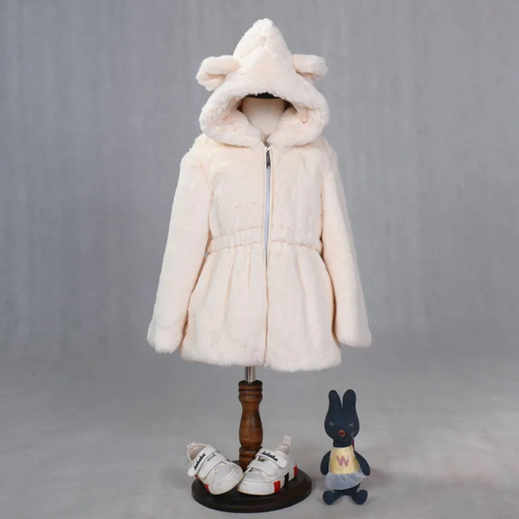 Малышей шуба Новая зима для маленьких девочек с мехом кролика пальто с длинным рукавом с капюшоном уши Сладкие Дети искусственного меха верхняя одежда XL6