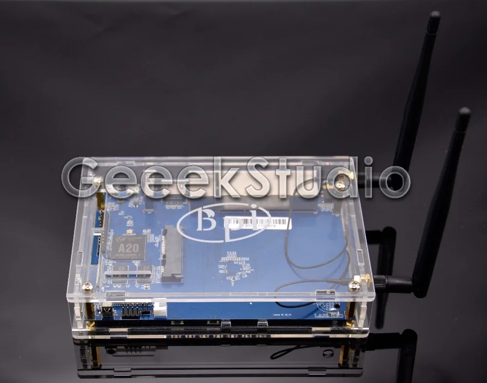 

Banana Pi R1 BPI-R1 Smart Home Open-Source Wireless Router + Transparent Acrylic Case Enclosure Cover Shell + 2pcs*5dB Antenna